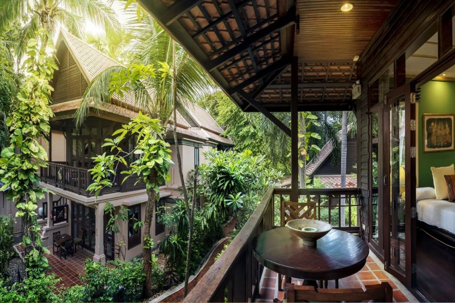 Rabbit Resort Pattaya garden and beachfront