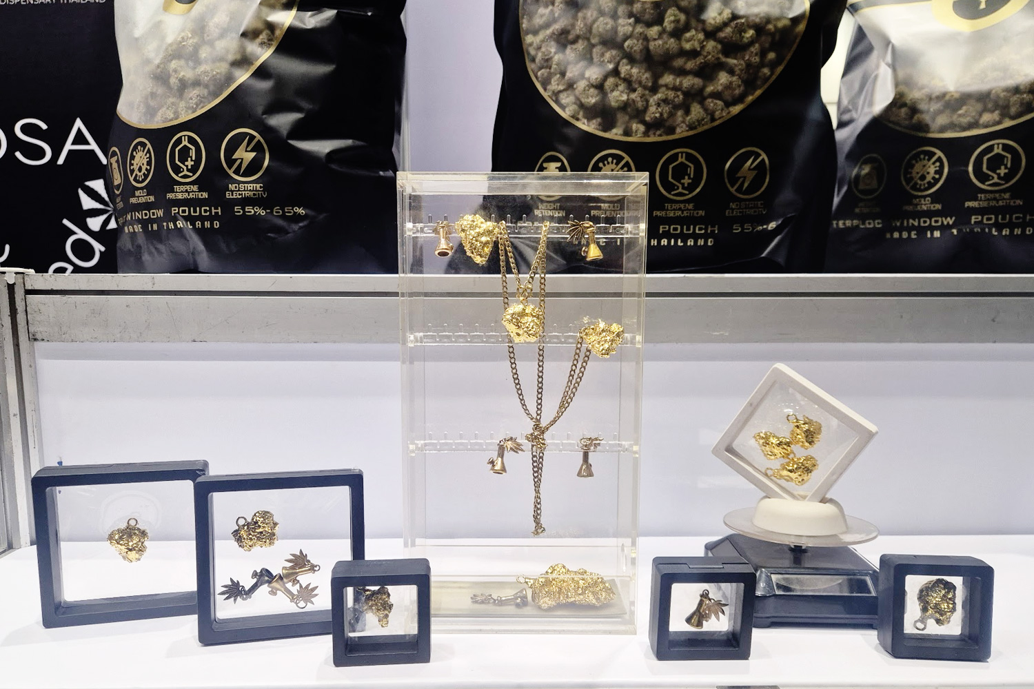 リアルな乾燥大麻のゴールドトップ