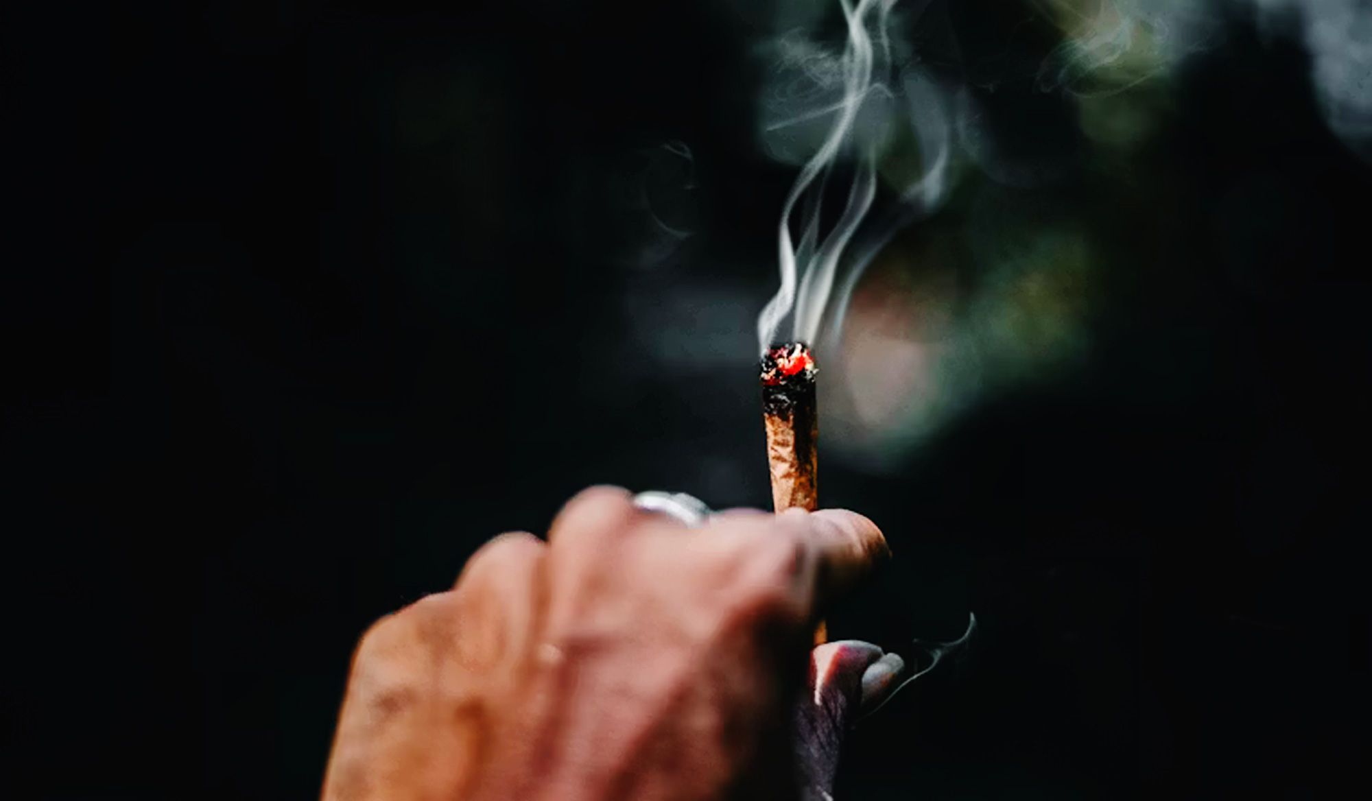 医療大麻が巻かれたジョイント