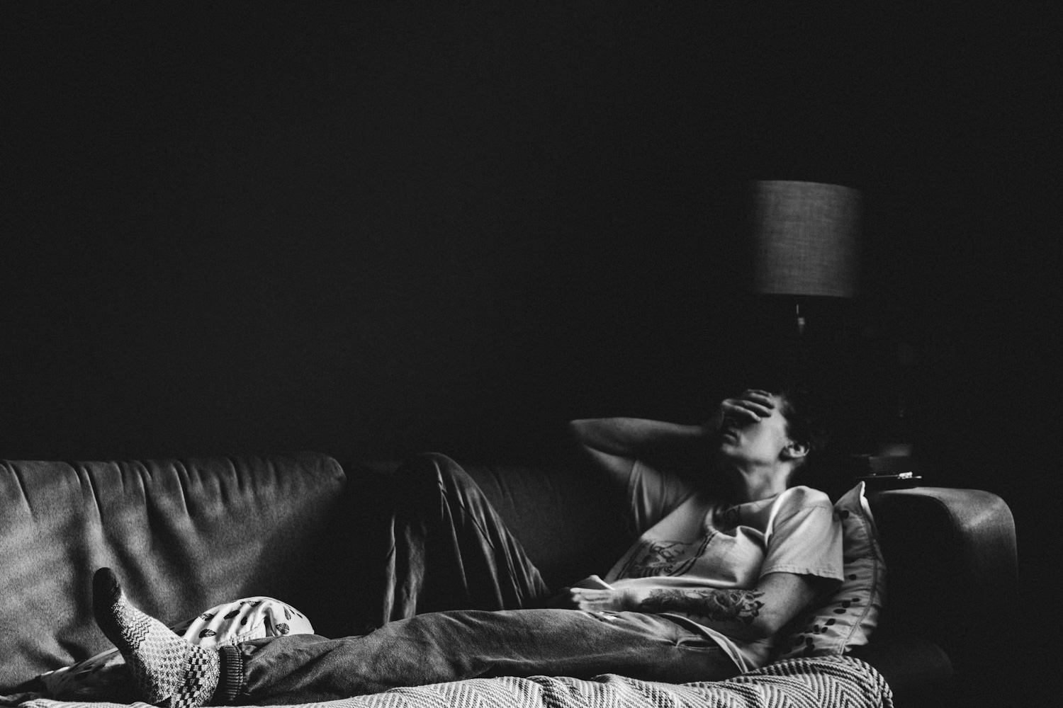 医療大麻を吸って不安になった人が最初にやりがちなNG行動4選の記事のアイキャッチ写真