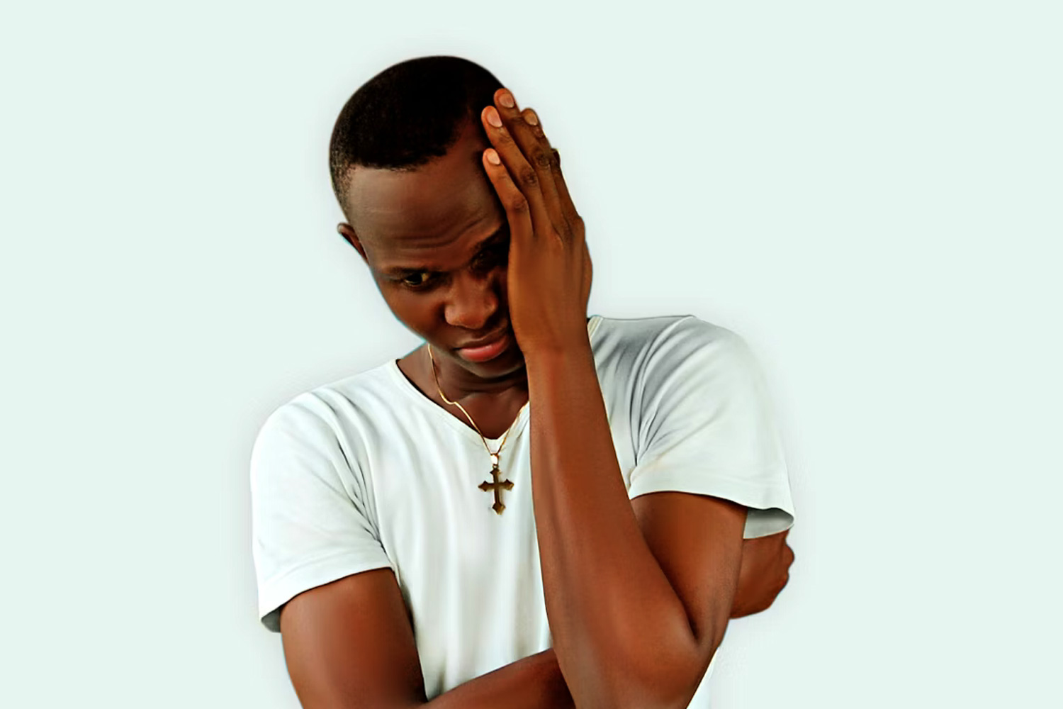 悩んでる男性の写真