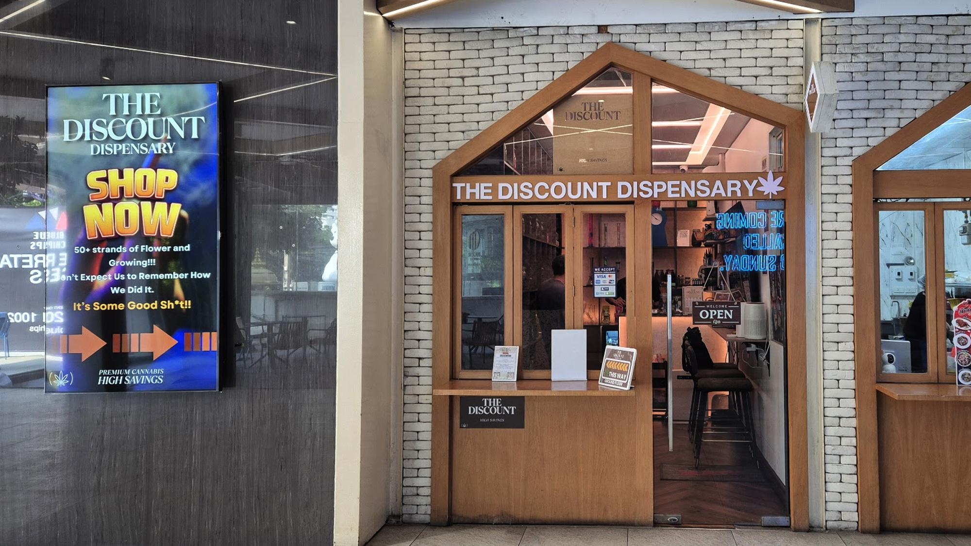 The Discount Dispensary Thonglor Bangkok cannabis 70 strains