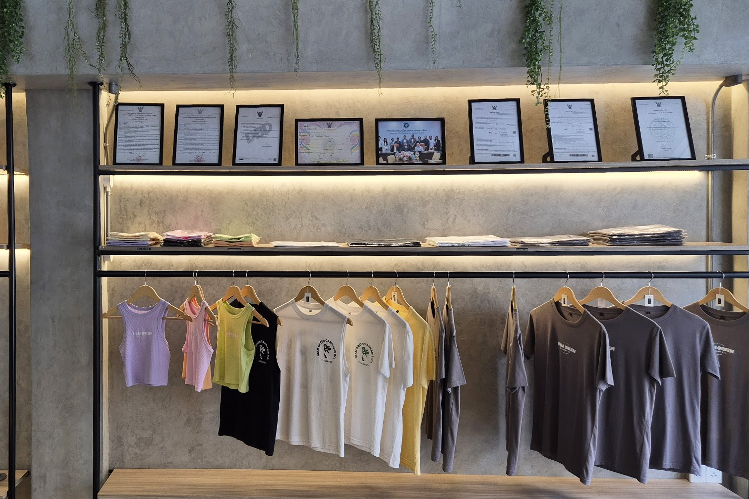 Siam Green Cannabis Co original apparel T-shirts caps Bangkok