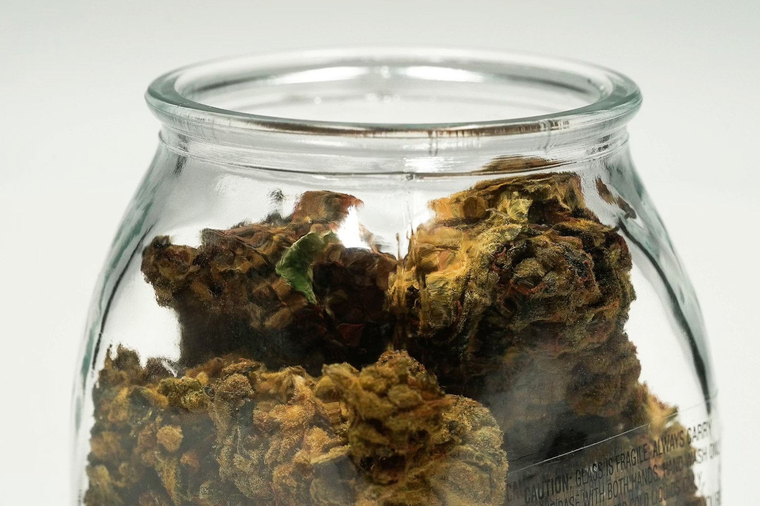 Experiential functions of older cannabis — introspection, music, film immersion, and changes beyond intensity