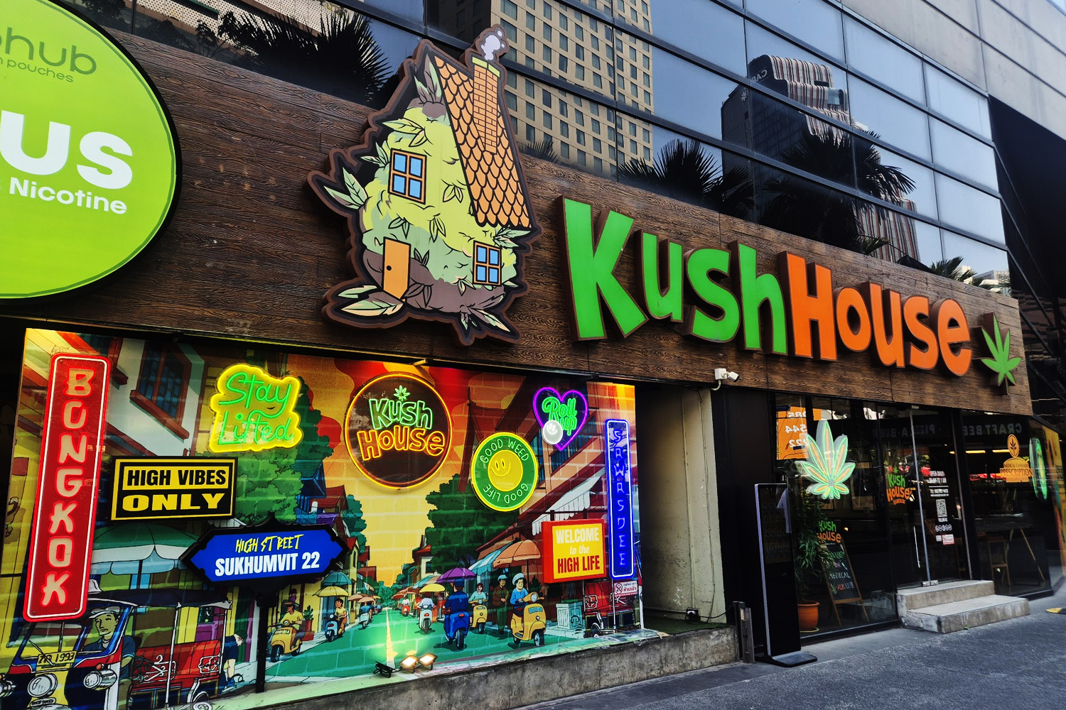 Kush House（クッシュハウス）バンコク・プロンポンの大麻薬局店内｜スクンビットソイ22のカナビスカルチャー空間