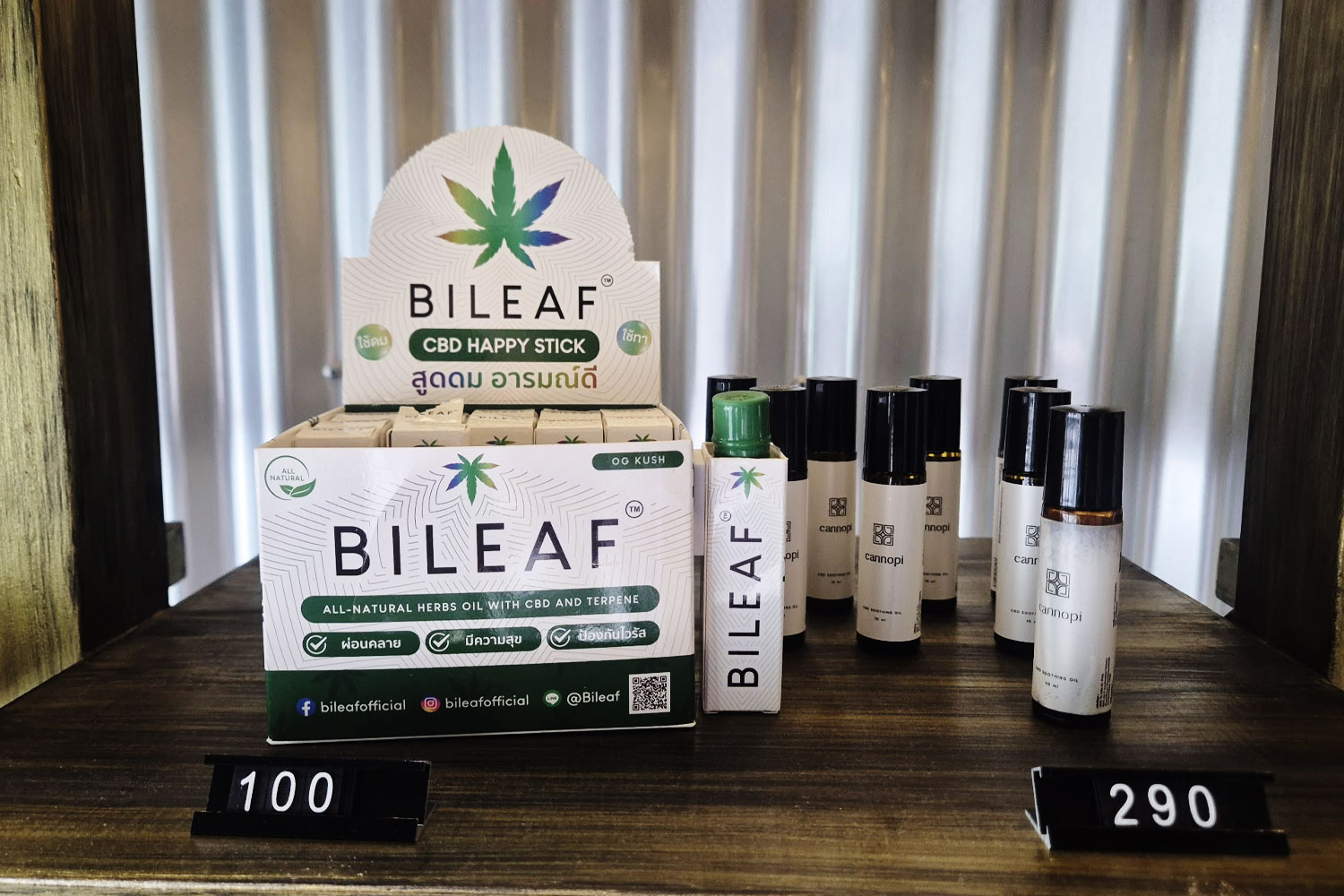 BILEAF CBD Happy Stick roll-on aroma oil Bangkok